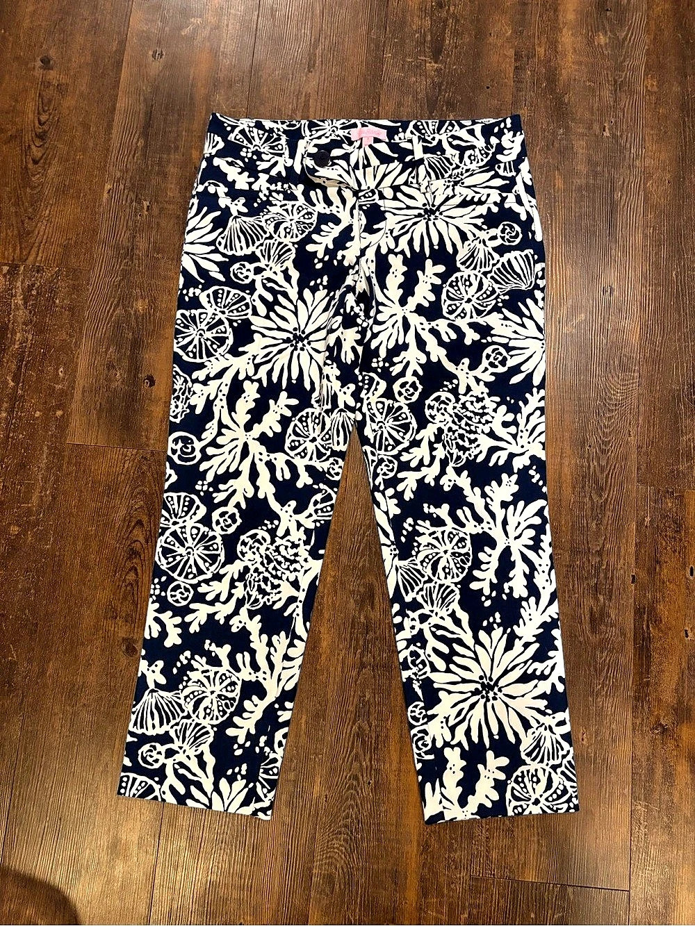 Lilly Pulitzer Floral Ankle Pants Blue & White Size 8 Like New